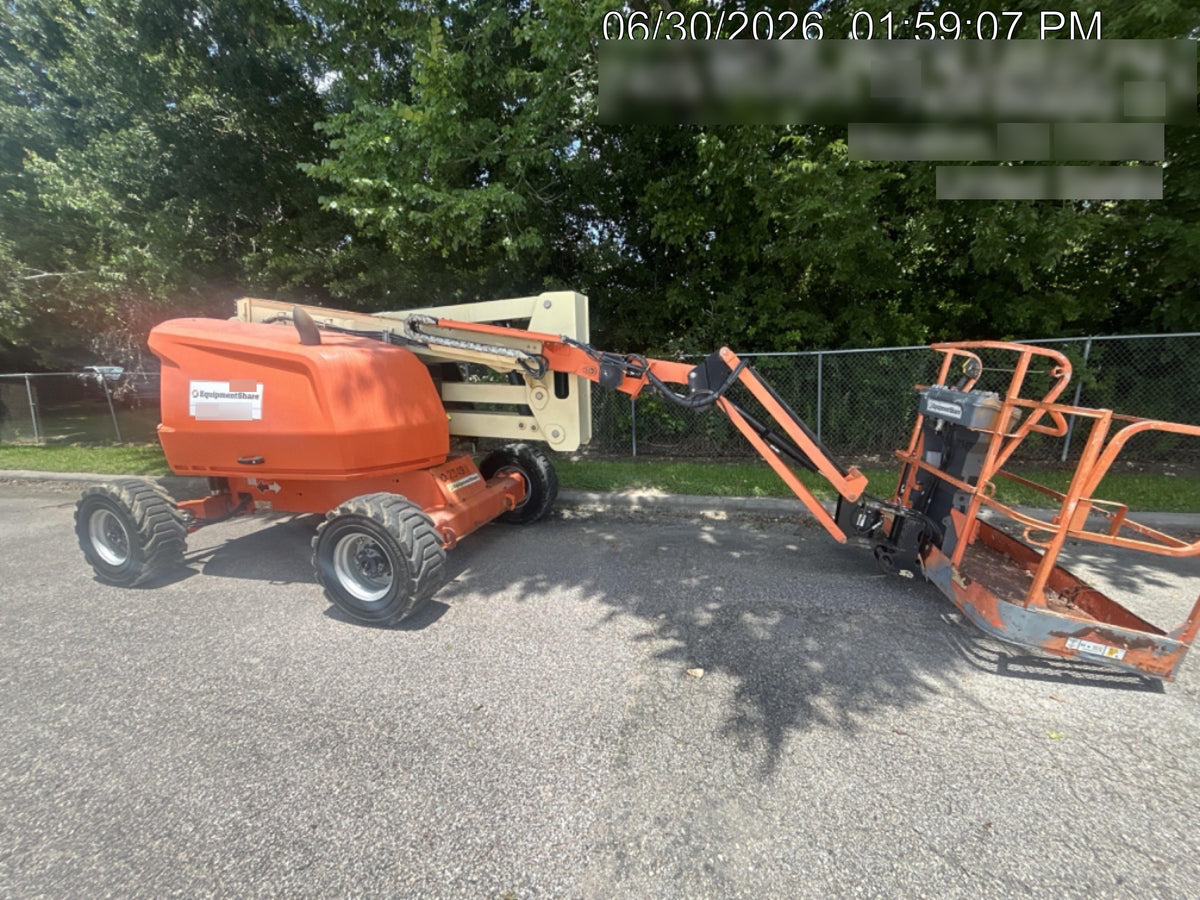 2019 JLG 450AJ