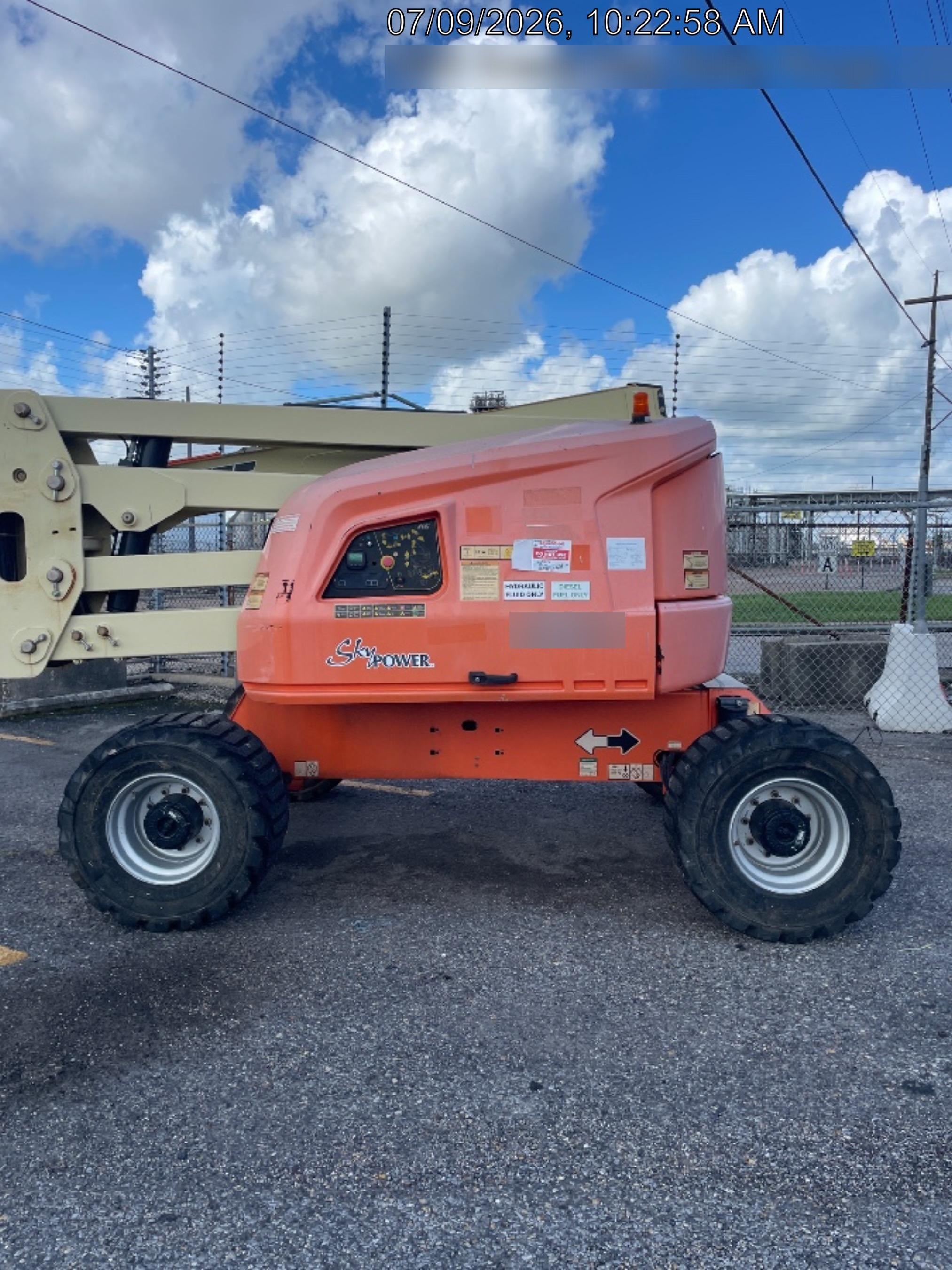 2020 JLG 450AJ