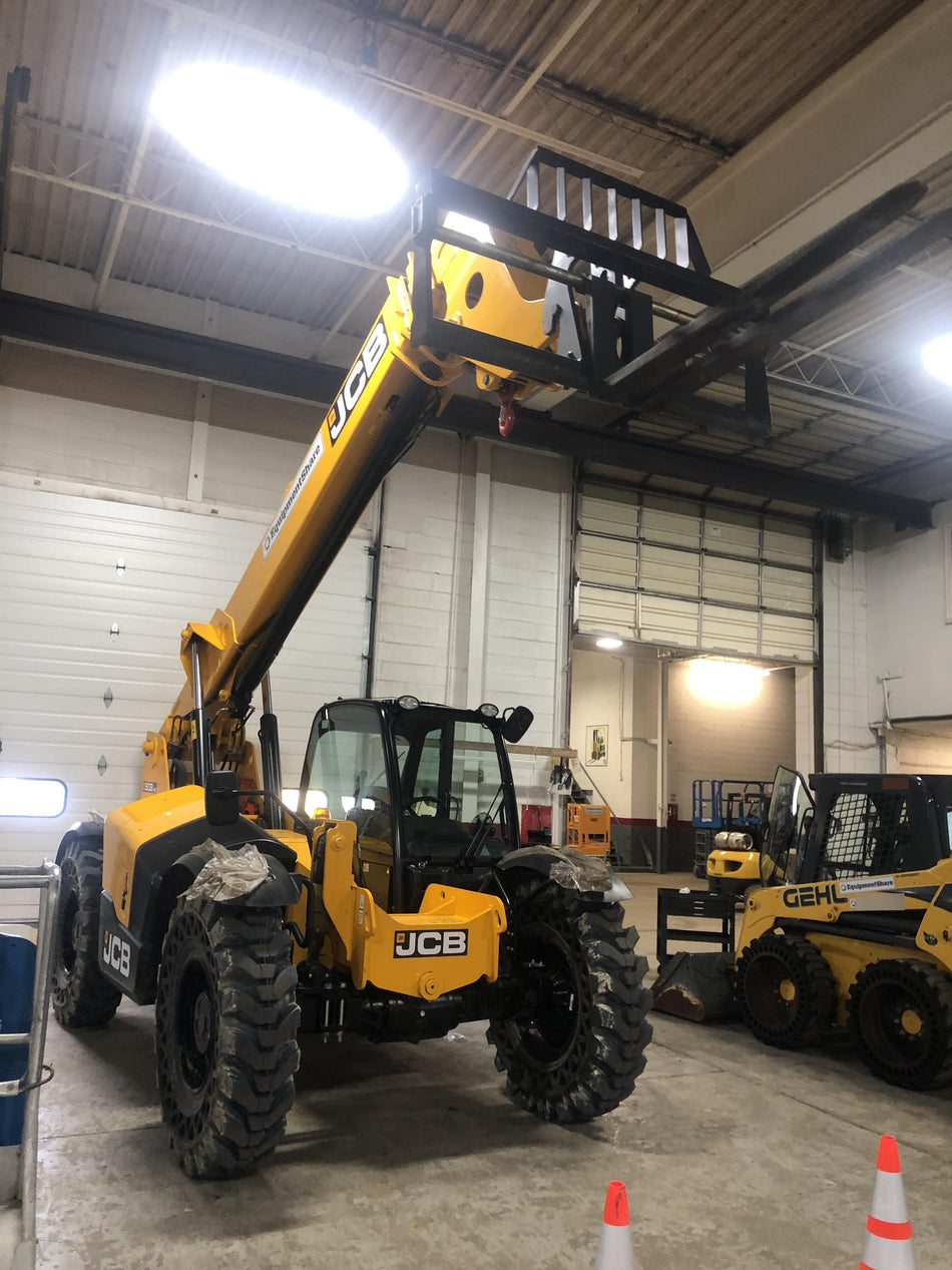 2020 JCB 509-42 Cab/Heat/Air, Solid Tires, Work Lights, Beacon, Aux Hydraulics, Back up Alarm, Lifting Eye, ES Decals