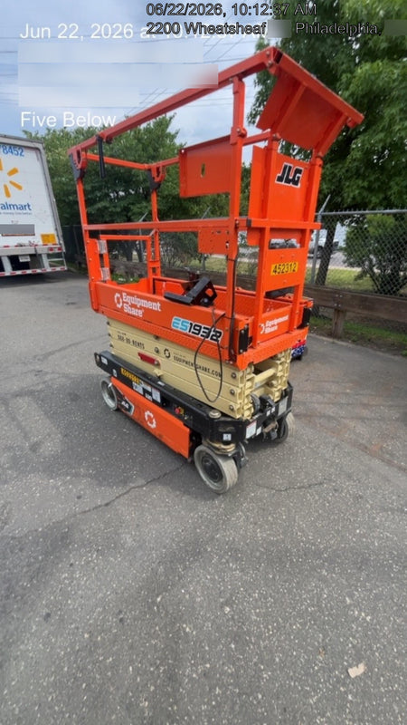 2024 JLG ES1932