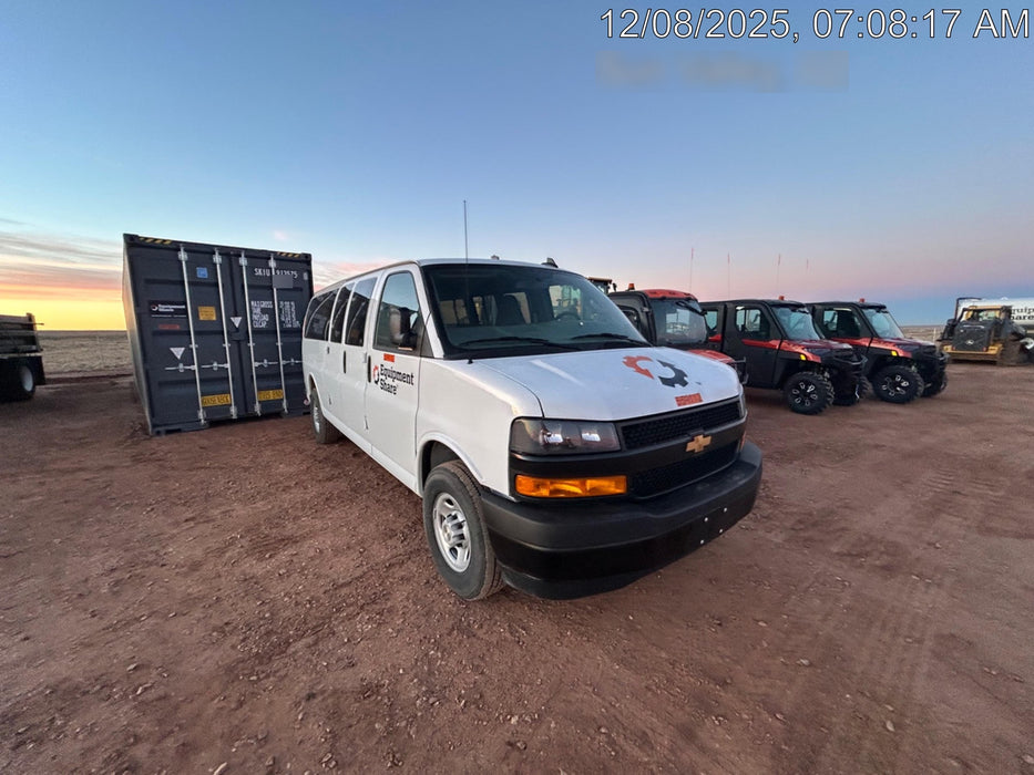 2025 CHEVROLET Express Van - Rental