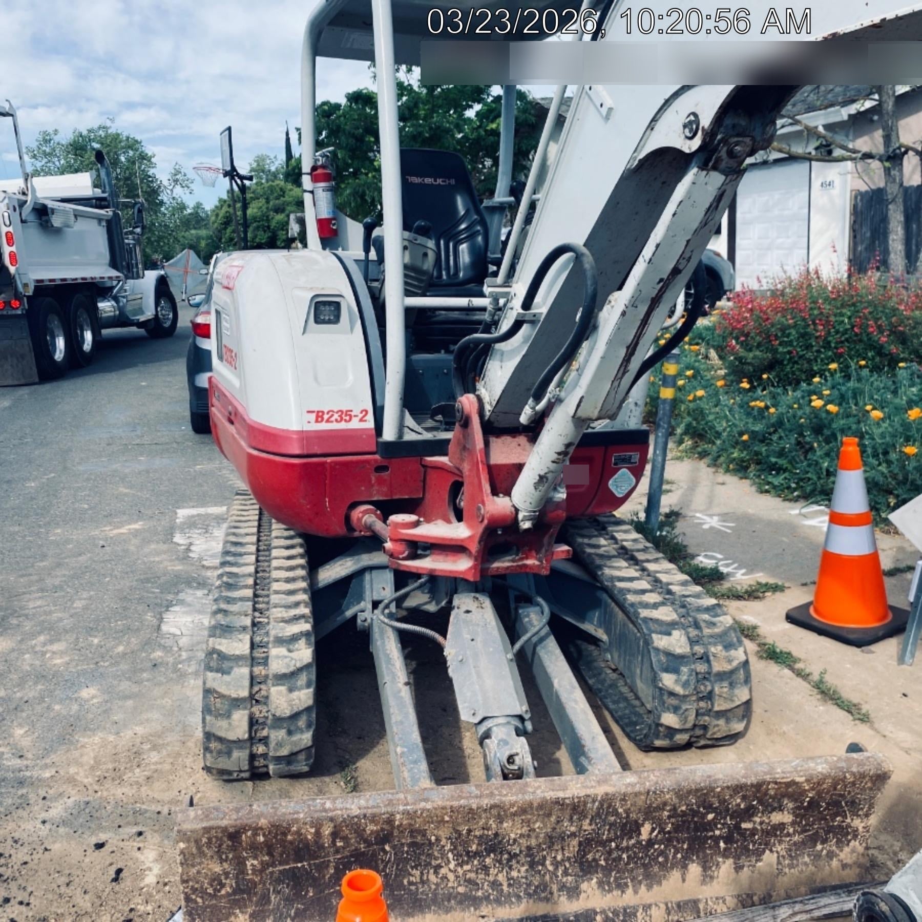 2021 TAKEUCHI TB235-2R