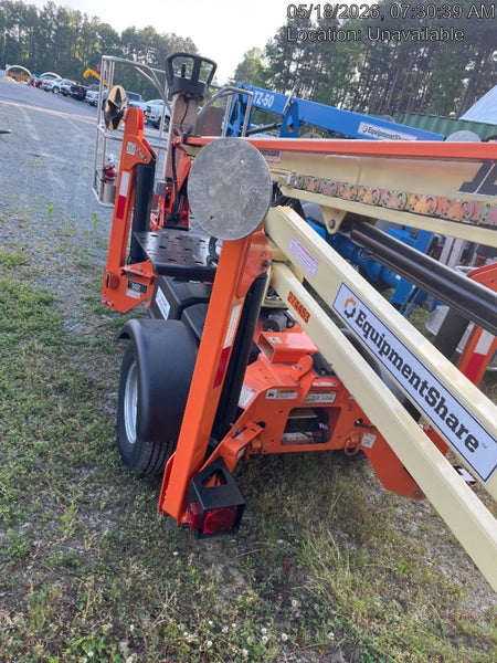 2022 JLG T350