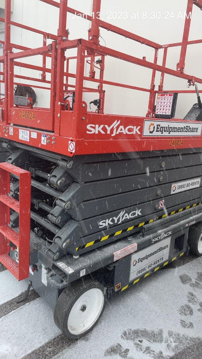 2022 SKYJACK SJ4740