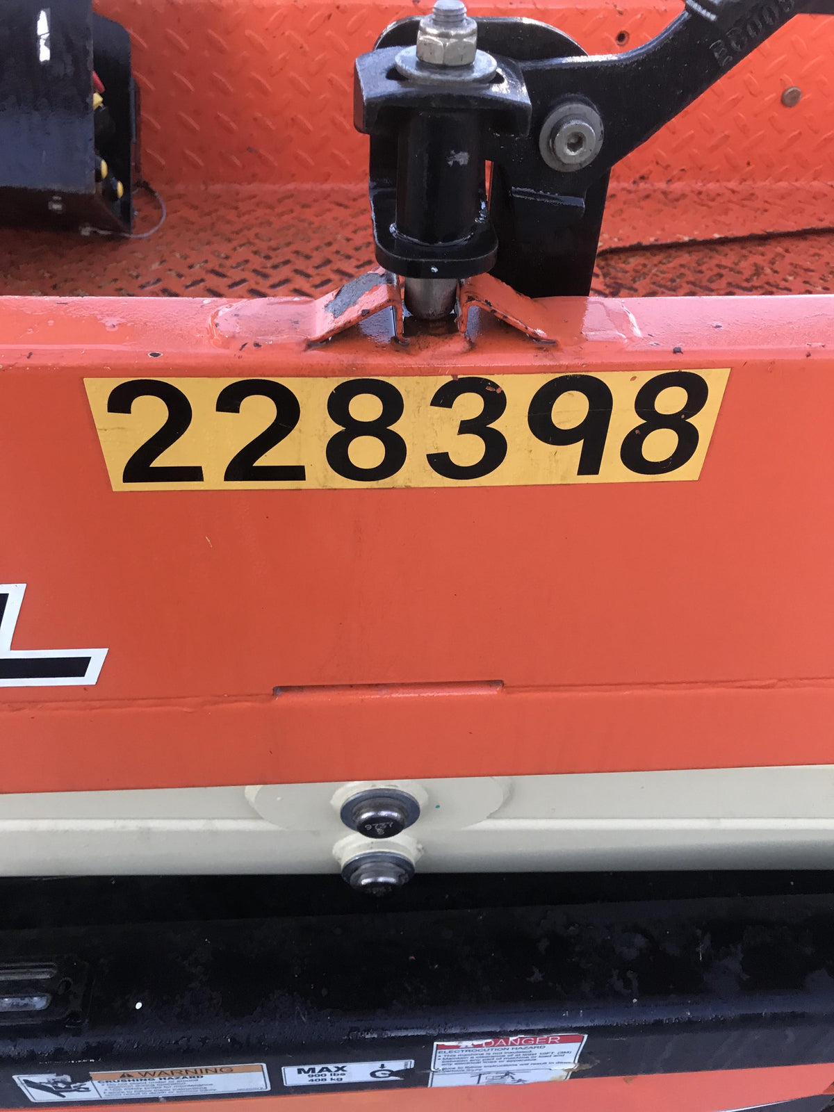 2022 JLG ES1330L