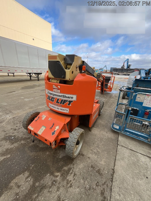 2020 JLG E400AJPN
