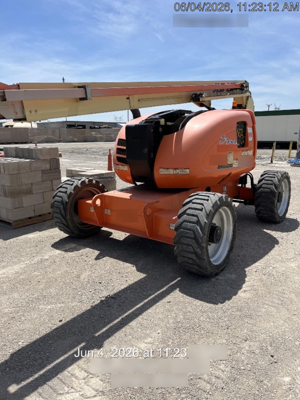 2019 JLG 600AJ