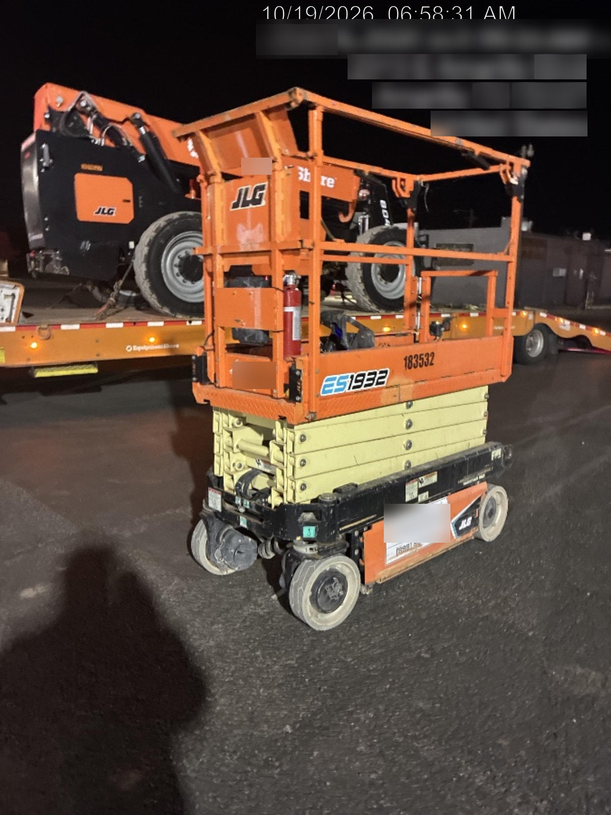2021 JLG ES1932