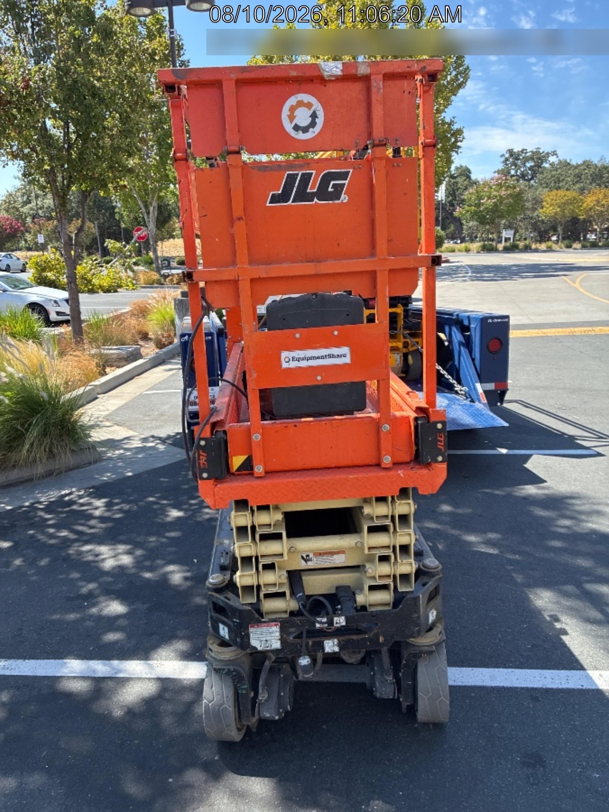 2021 JLG ES1932
