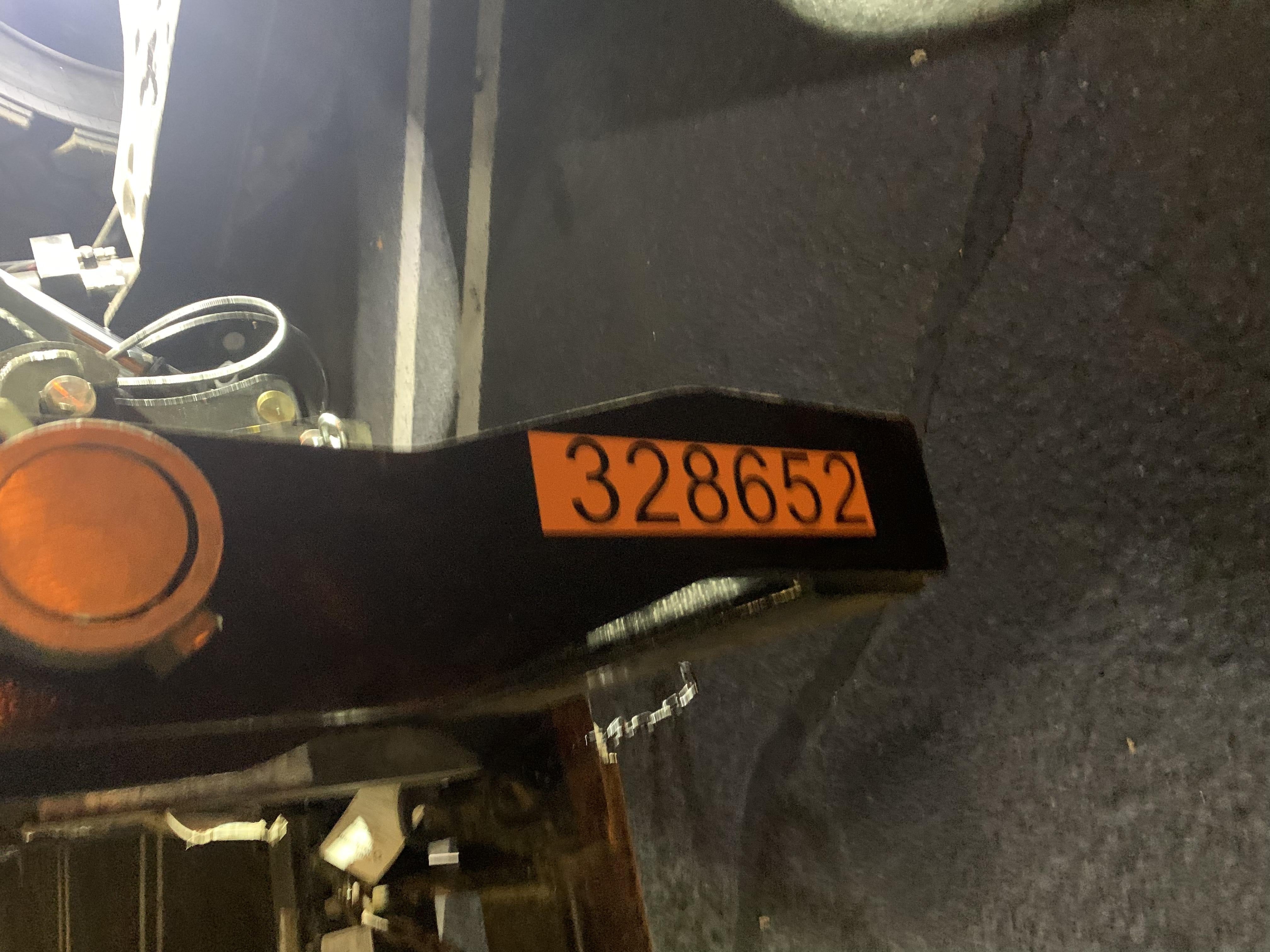 2023 JLG 1001095418S