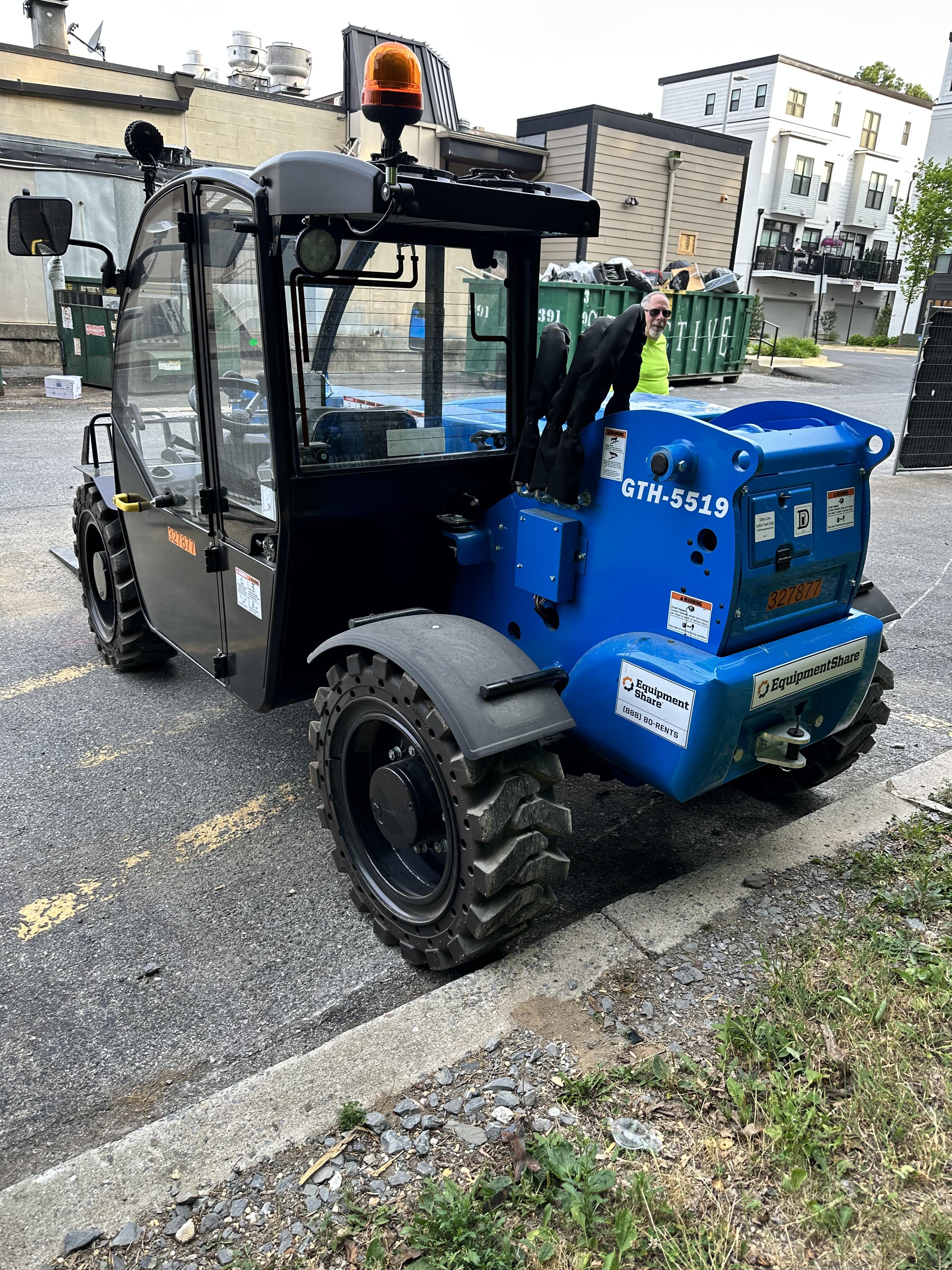 2023 GENIE GTH-5519