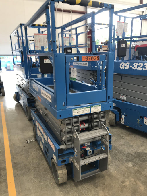 2020 Genie GS-1930 Solid Non Marking Tires, Beacon, Folding rails with half height swing gate