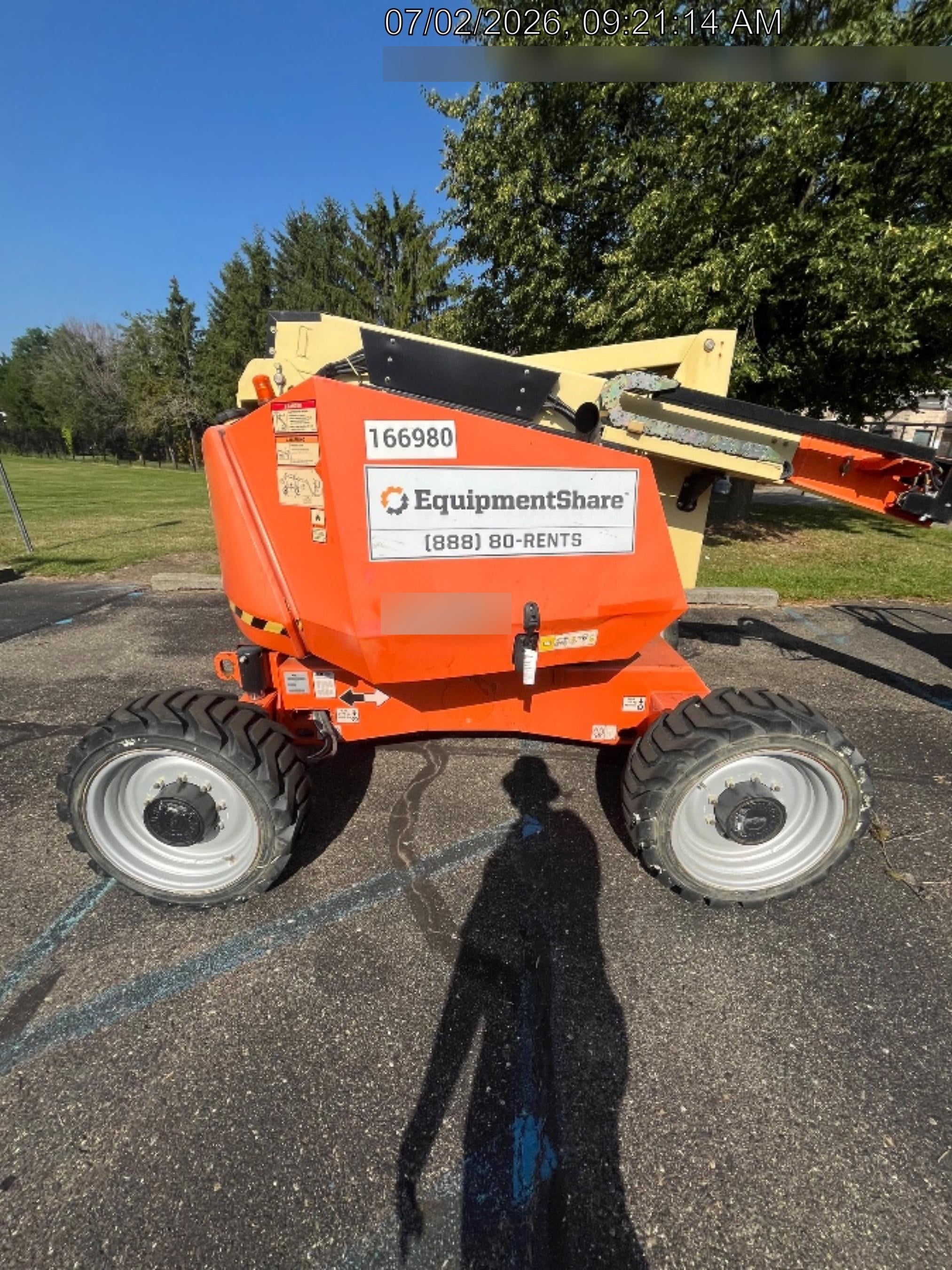 2021 JLG 340AJ