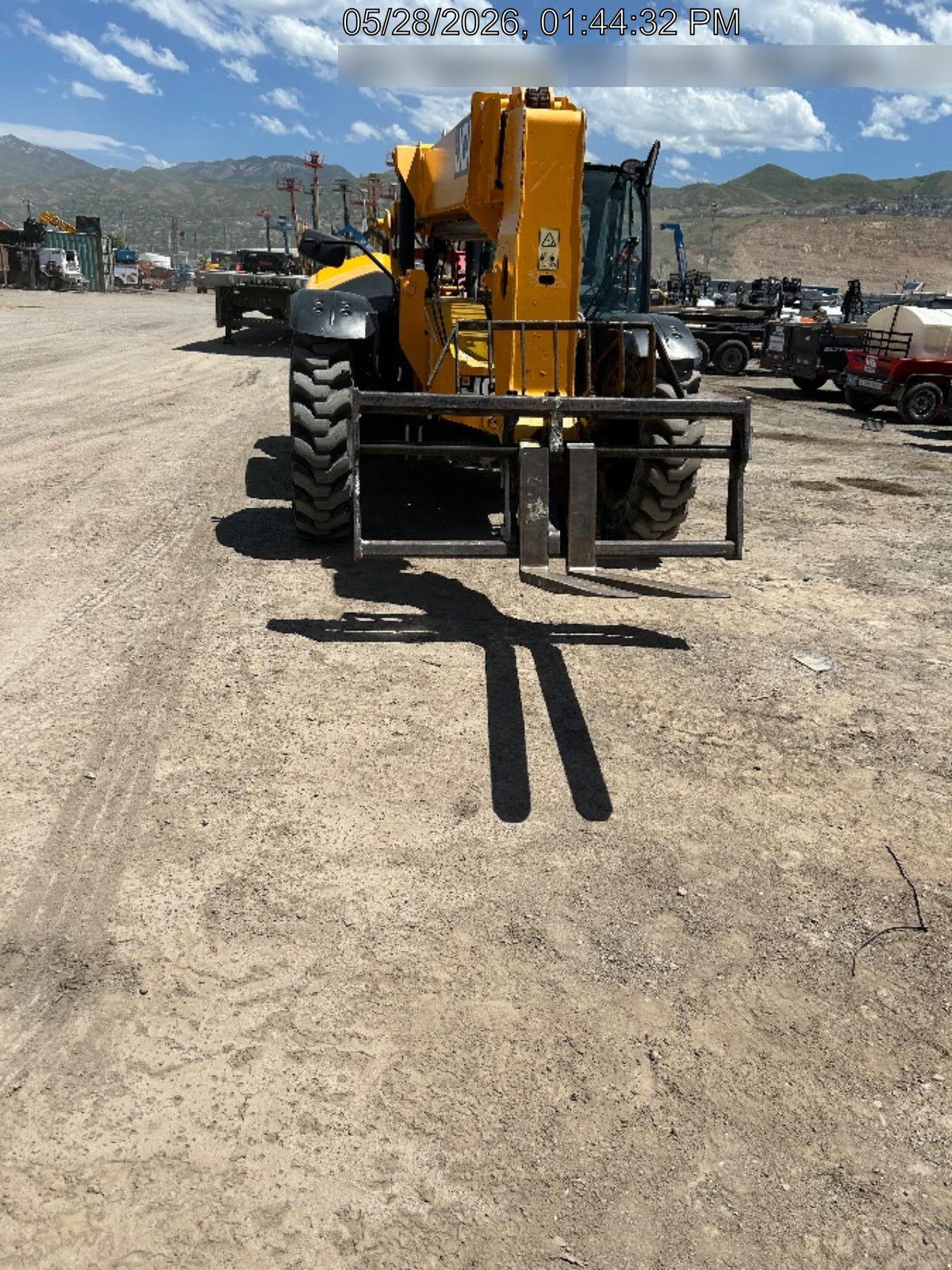 2019 JCB 509-42 Cab/Heat/Air, 74 HP, Solid Tires, STD Worklight, Beacon, Aux Hydraulics, Lifting Eye, Back up Alarm w/66" Carriage/60" Forks