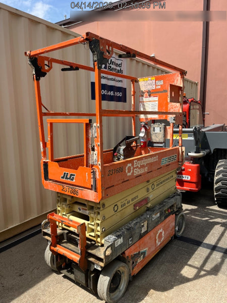 2022 JLG ES1932