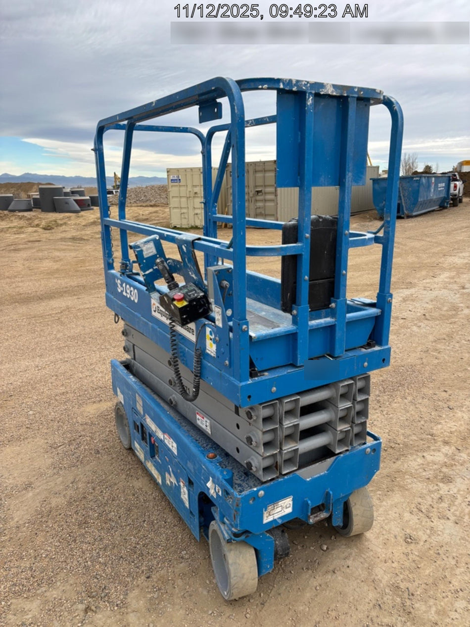 2020 Genie GS-1930 Fixed rails with chain entry gate - Pre A92.20