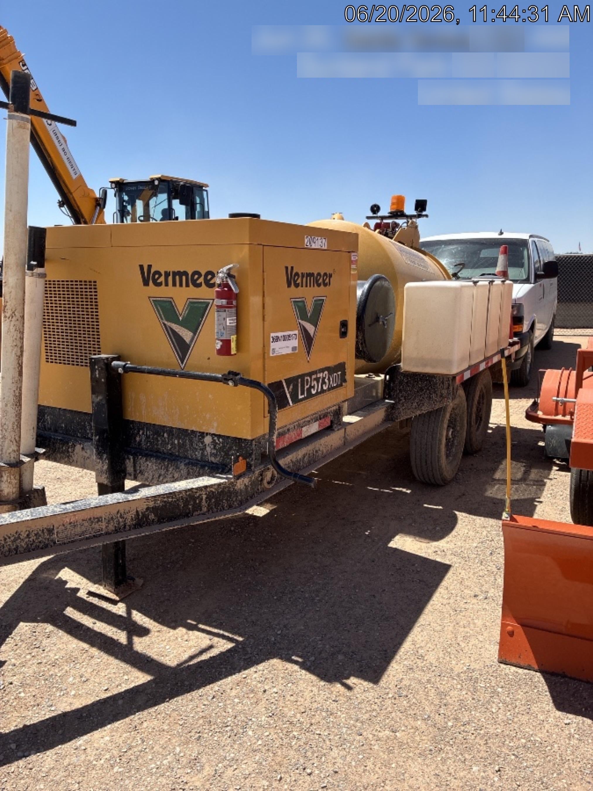 2022 VAC-TRON LP573XDT
