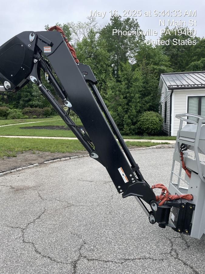 2025 MANITOU TJ85