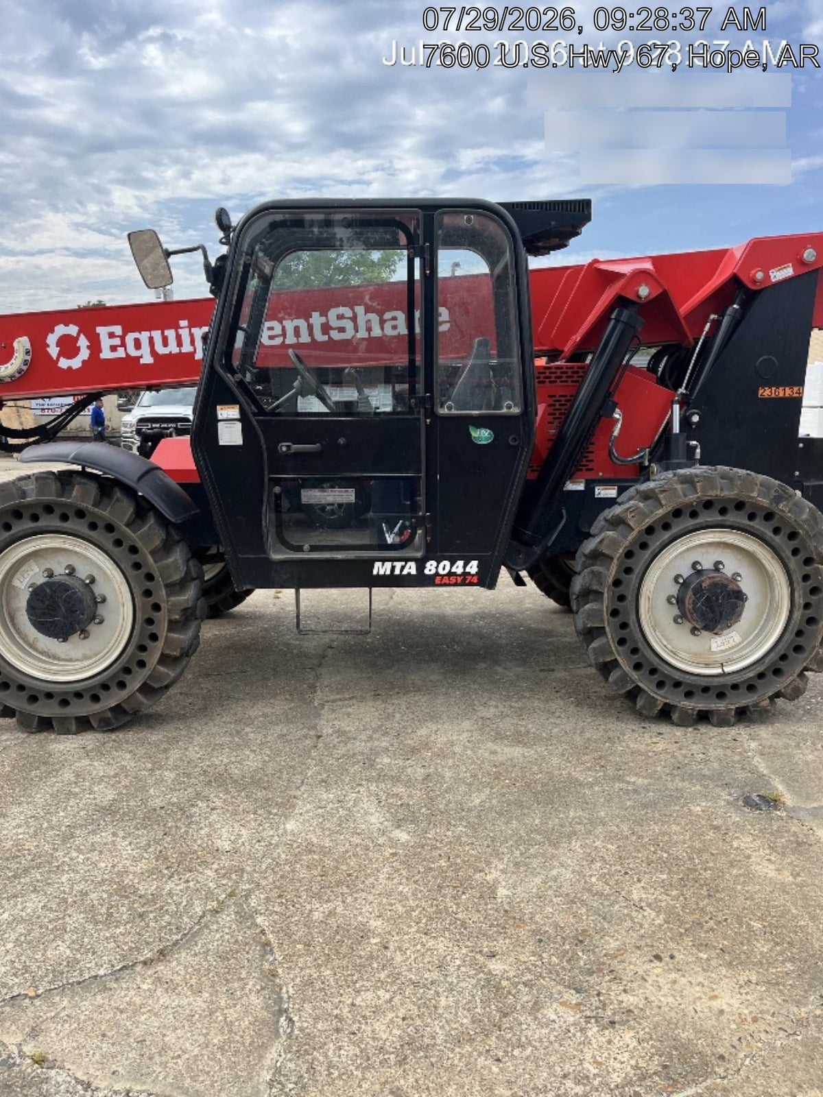 2022 MANITOU MTA8044