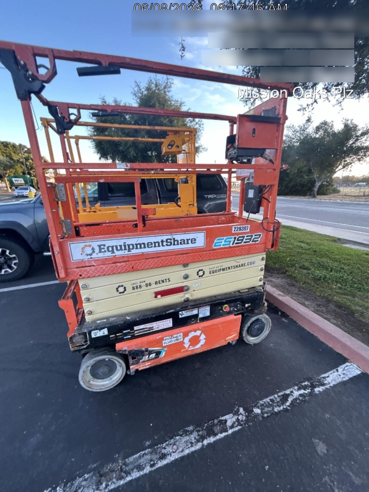 2022 JLG ES1932