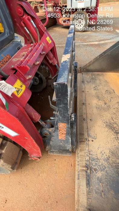 2022 ARROW MATERIAL HANDLING 60" Pallet Forks - Arrow