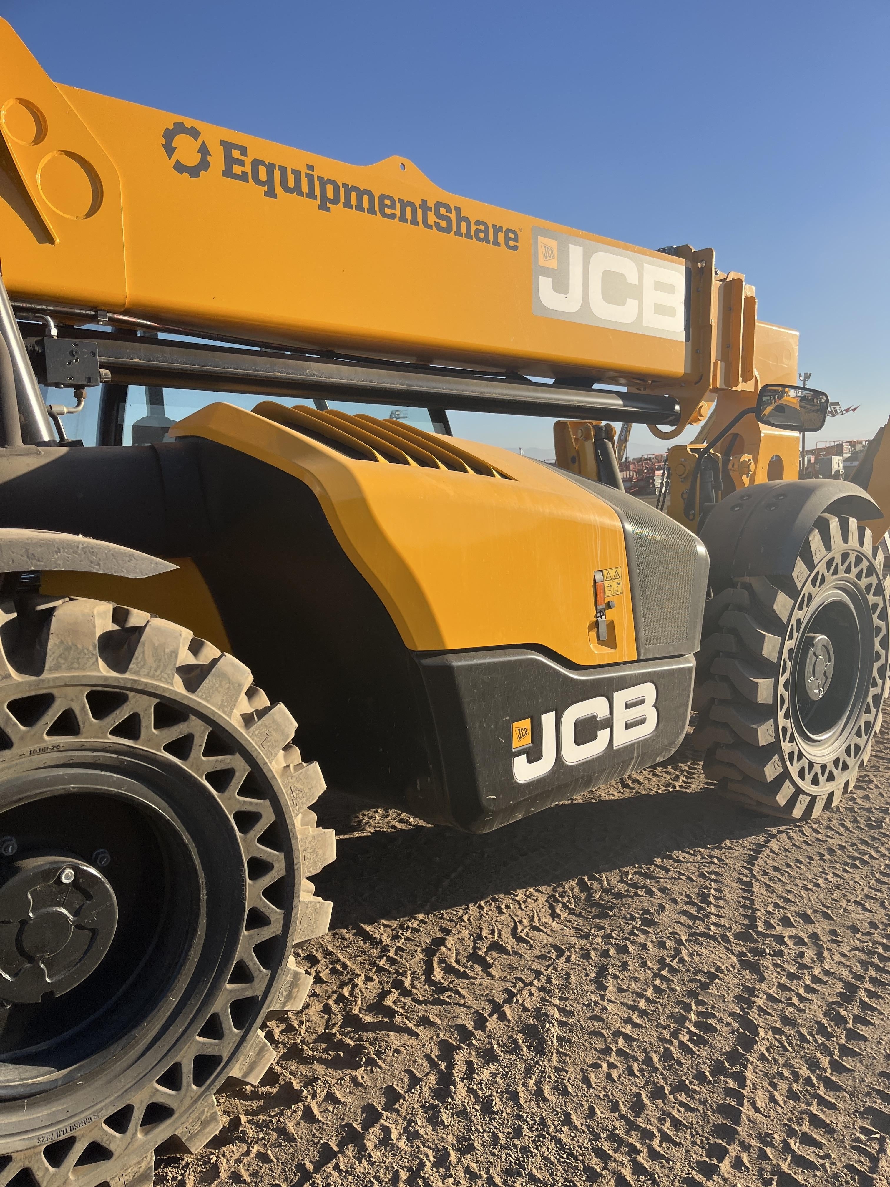 2024 JCB 512-56