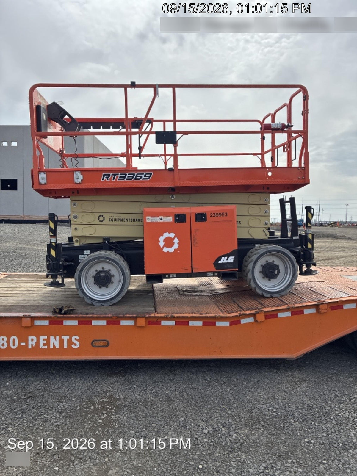 2022 JLG RT3369