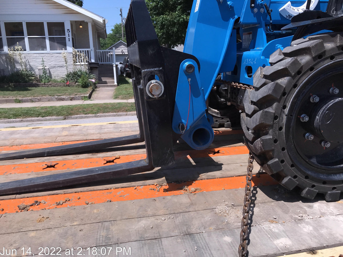 2022 GENIE GTH-5519