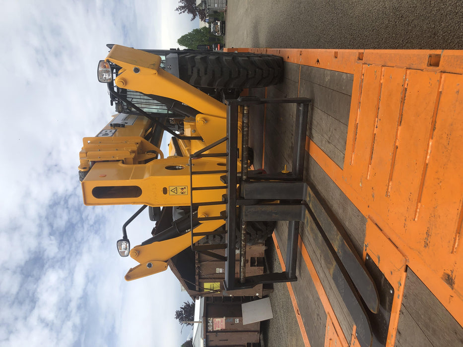 2019 JCB 512-56