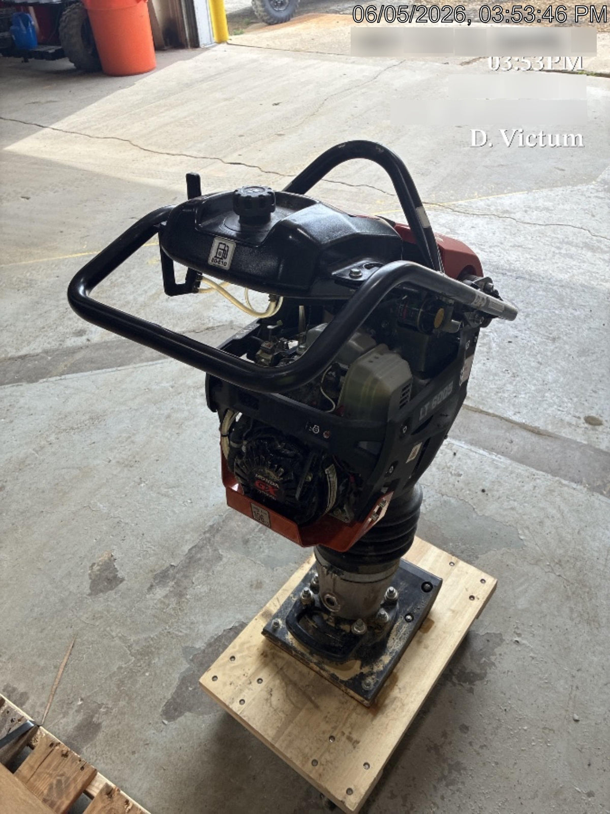 2025 HUSQVARNA LT6005