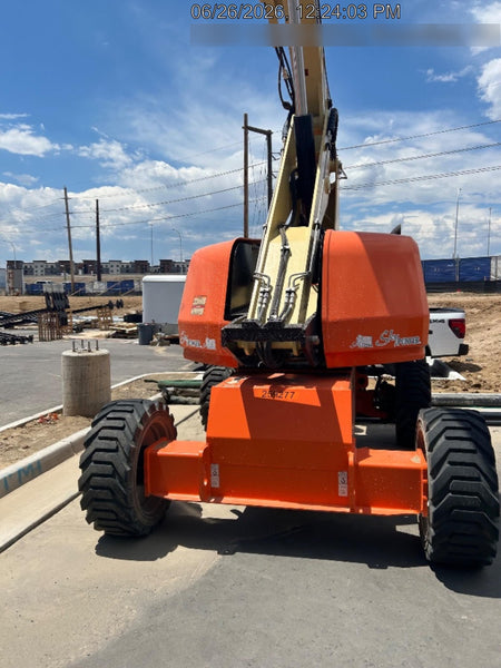 2022 JLG 660SJ