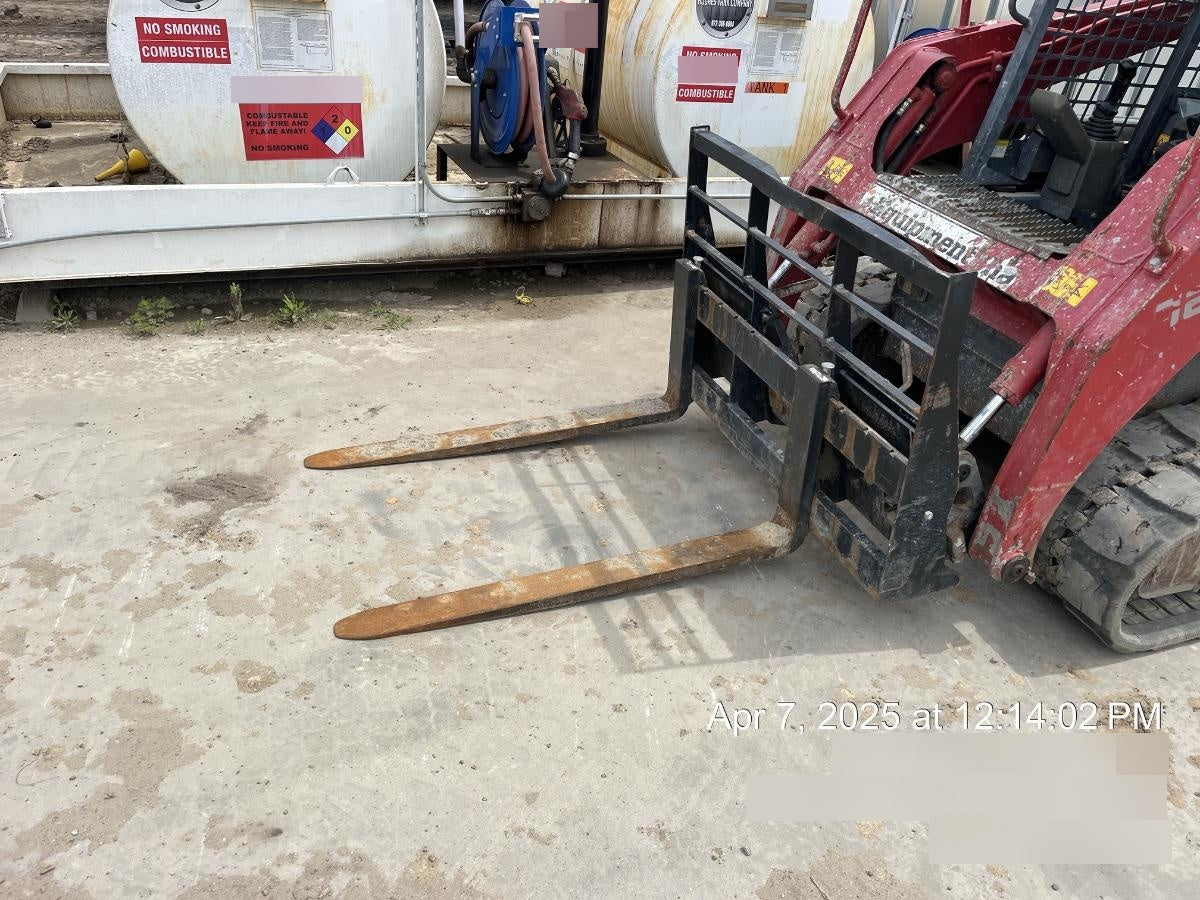 2019 PALADIN 48" Pallet Forks - Paladin