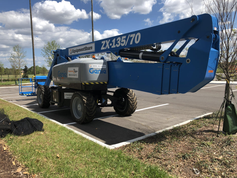 2020 GENIE ZX-135/70