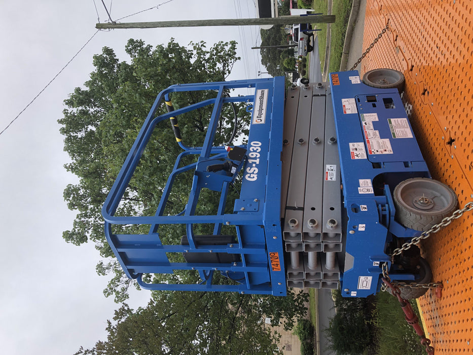 2020 Genie GS-1930 Fixed rails with chain entry gate - Pre A92.20