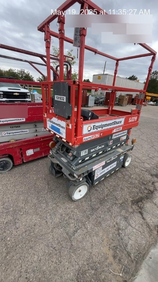 2021 SKYJACK SJ3219