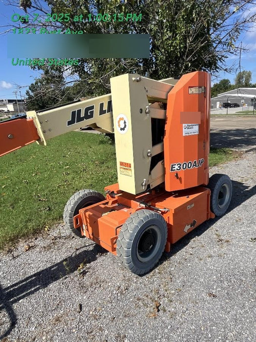 2019 JLG E300AJP