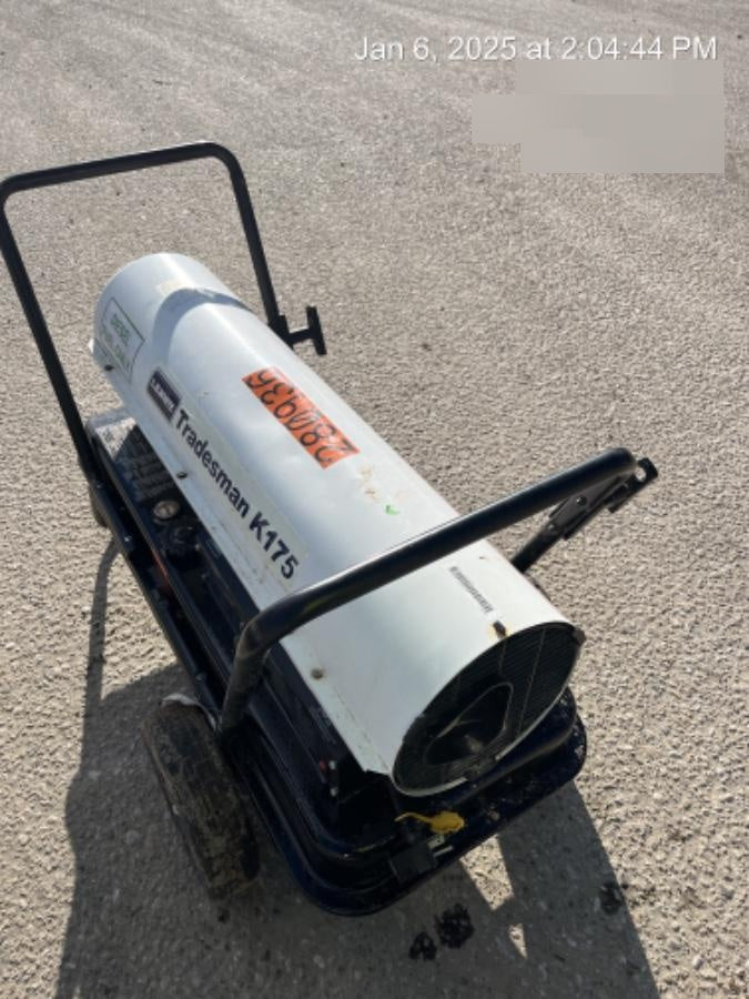 2022 LB WHITE Tradesman K175