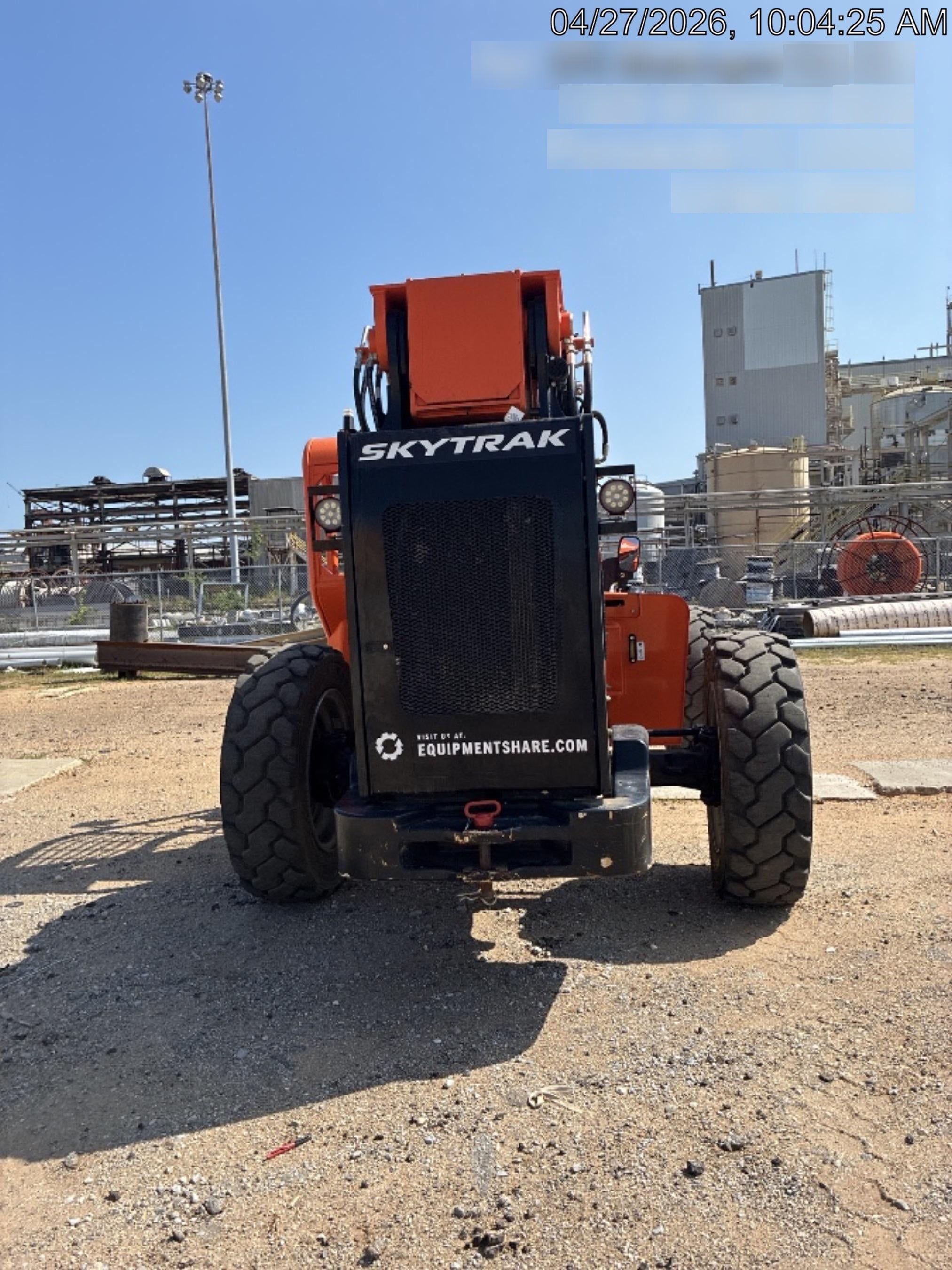 2023 SKYTRAK 8042