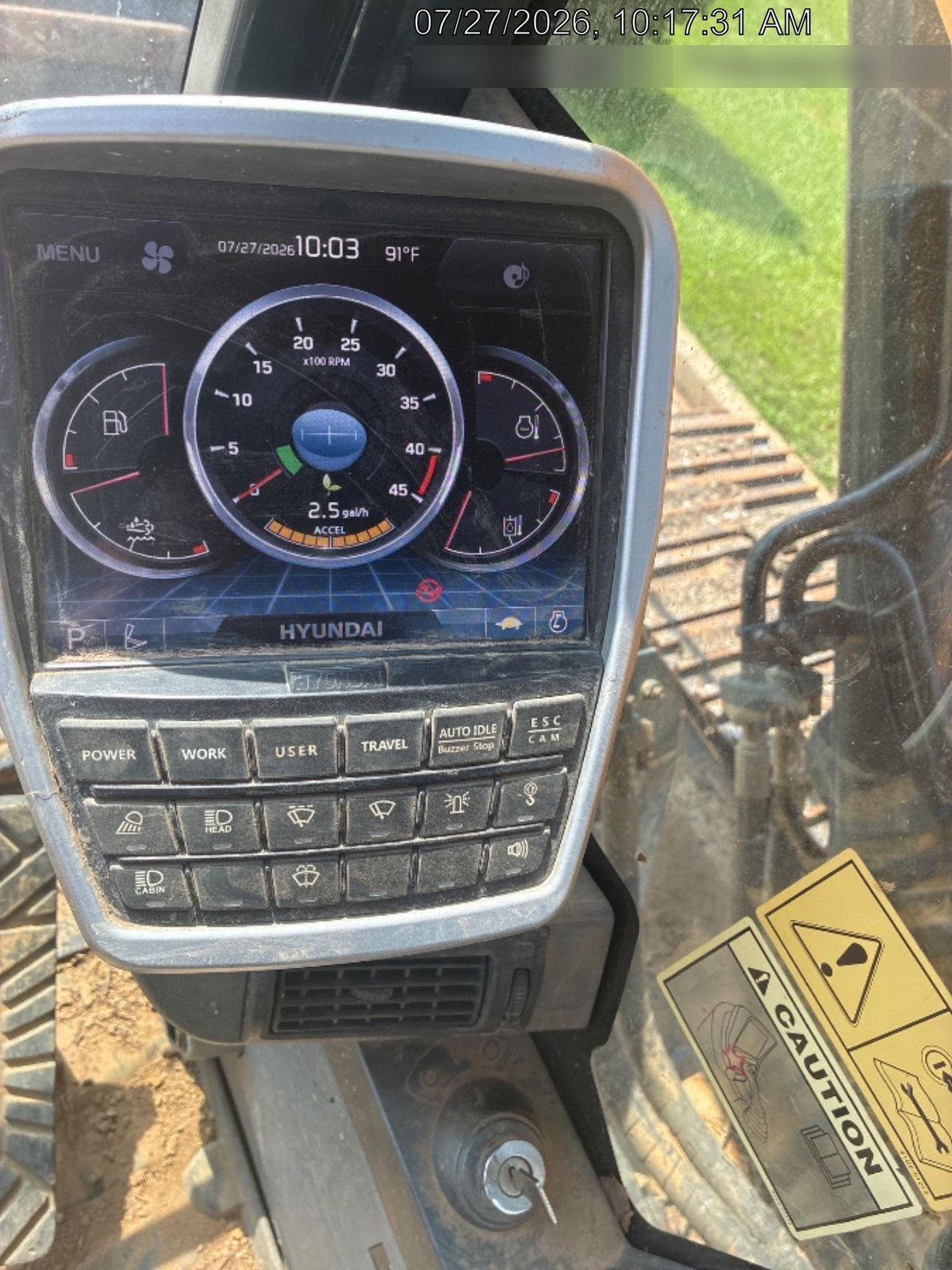 2016 HYUNDAI HX220L