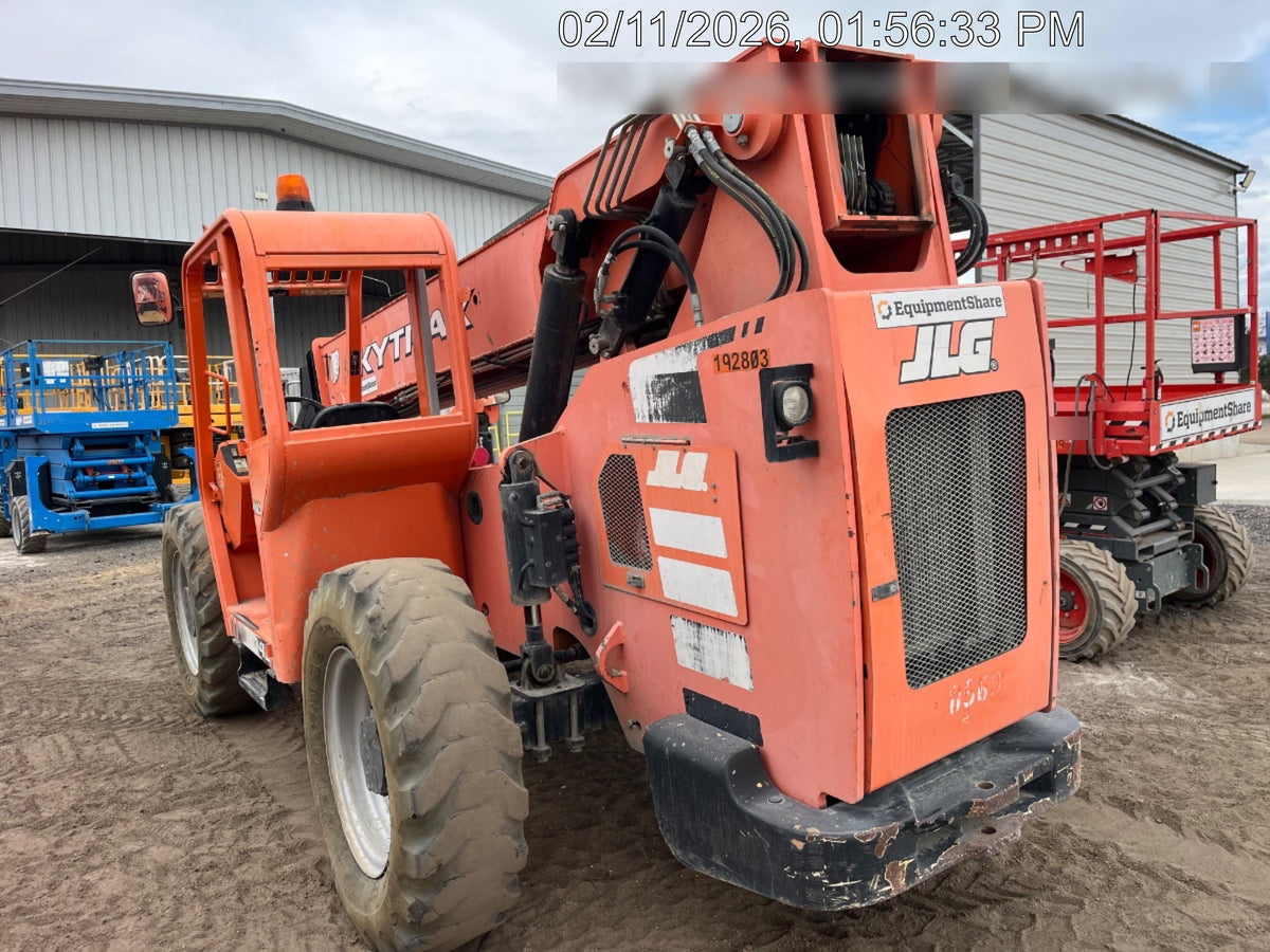 2017 Skytrak 6042 42' REACH, PALLET FORKS, 6k, FOAM FILLED TIRES
