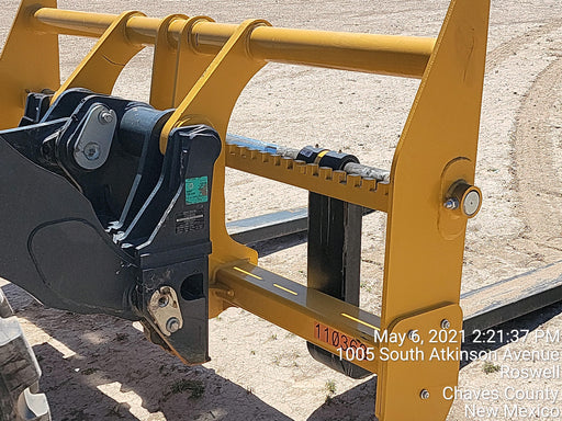 2020 JOHN DEERE 96" Loader Fork Carriage - John Deere