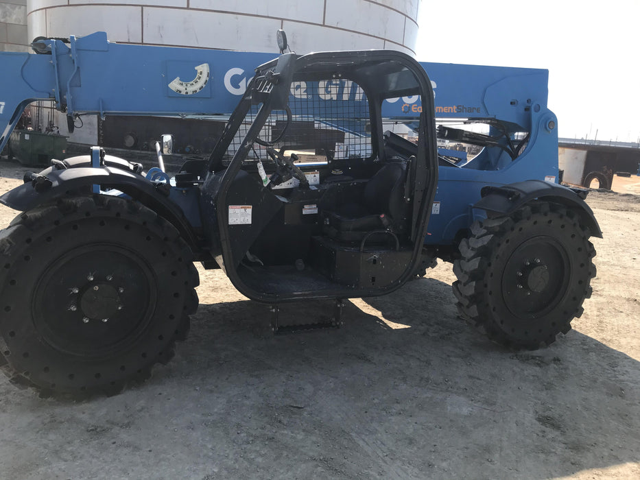 2018 Genie GTH-636 Genie GTH-636 w/Open ROPS, Solid Tires, Work Light/Beacon, 48" Carriage and Forks