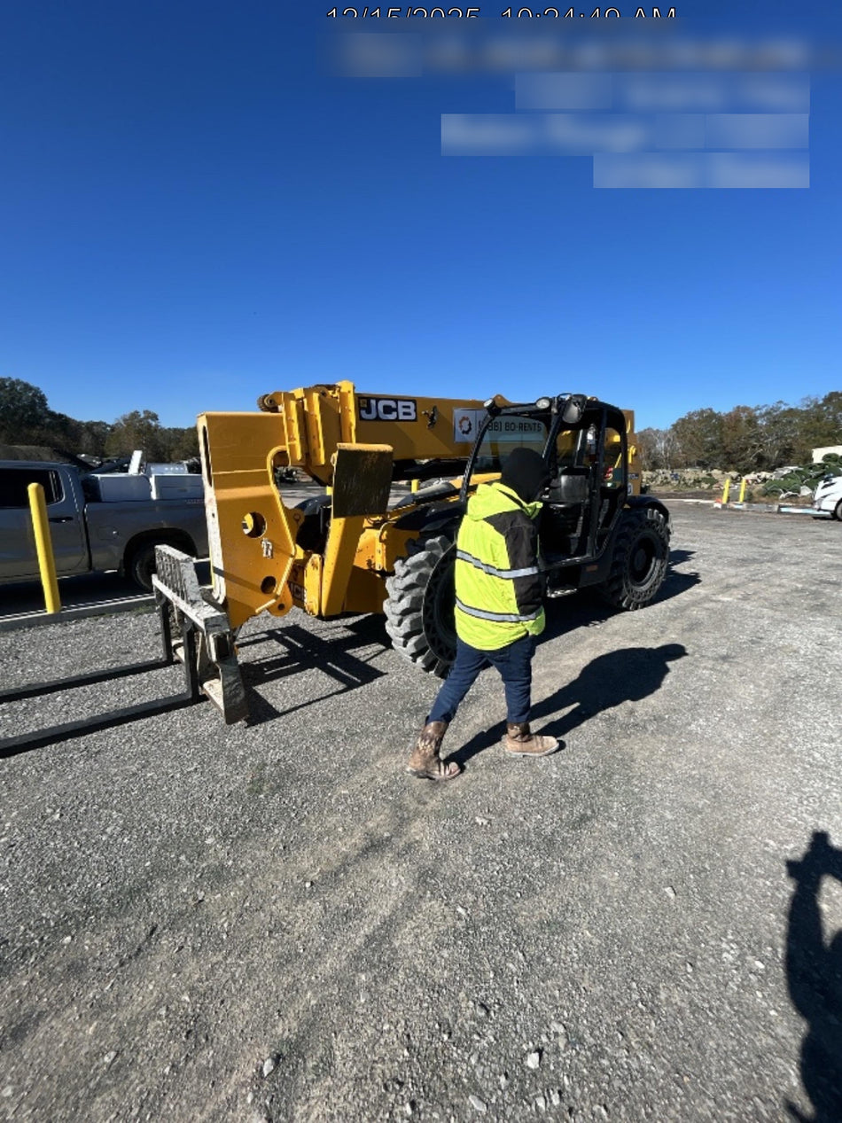 2023 JCB 510-56