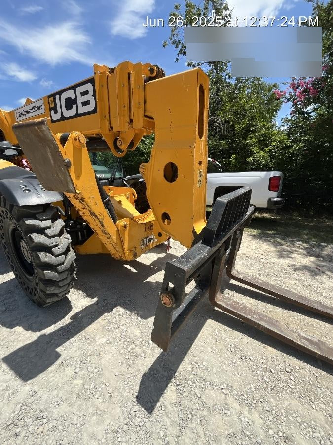 2022 JCB 510-56