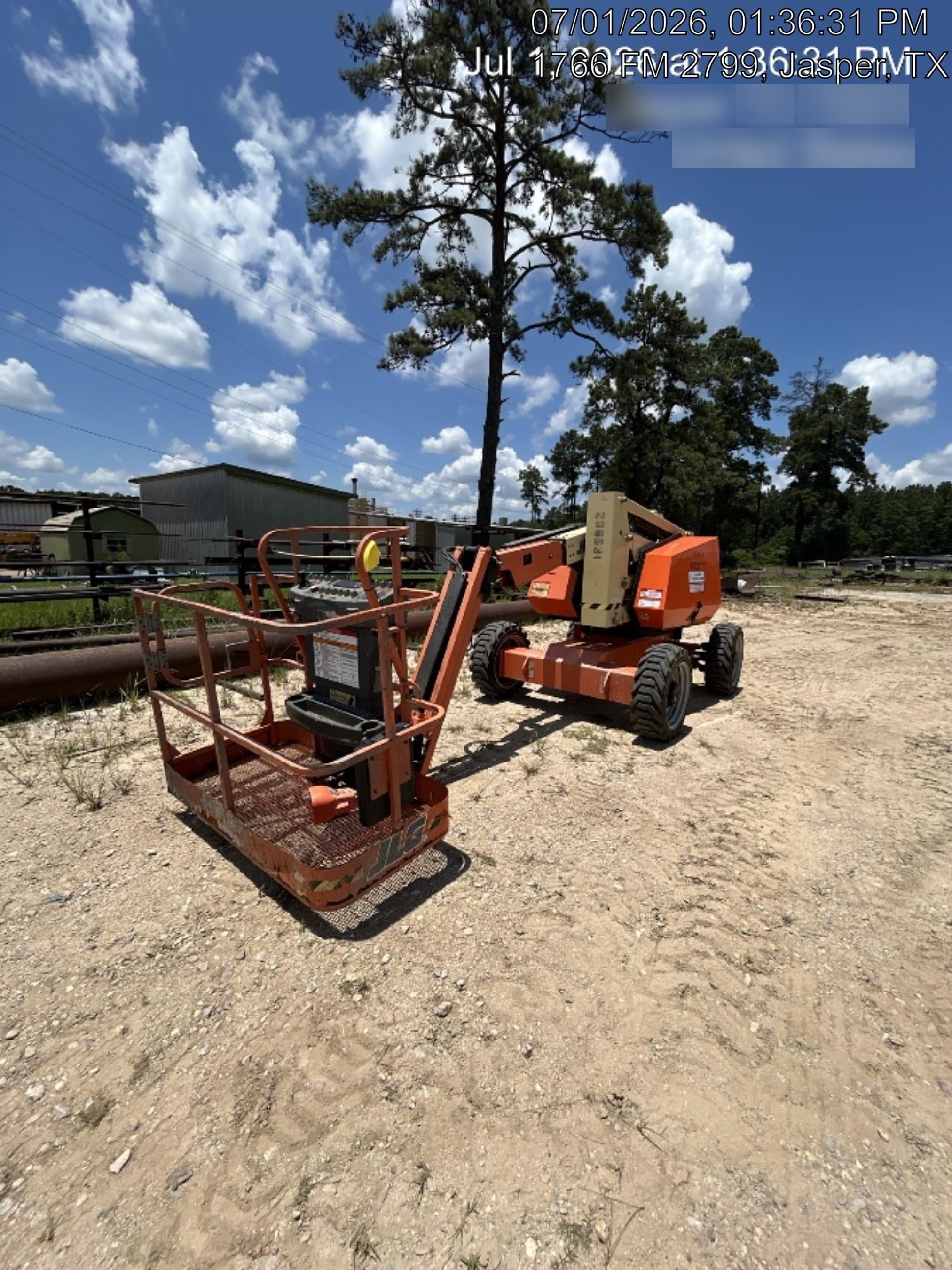 2022 JLG 340AJ