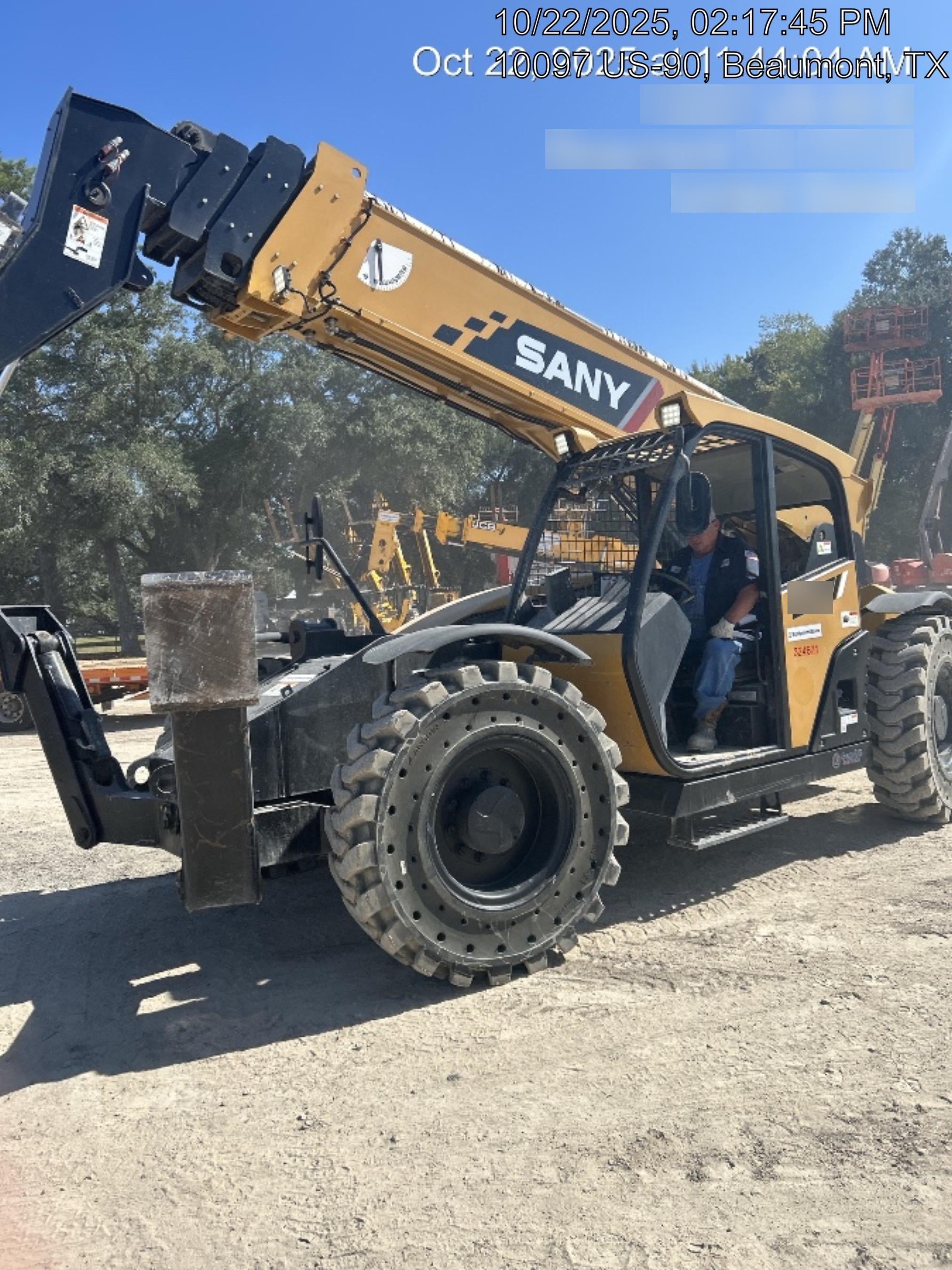 2023 SANY STH1056