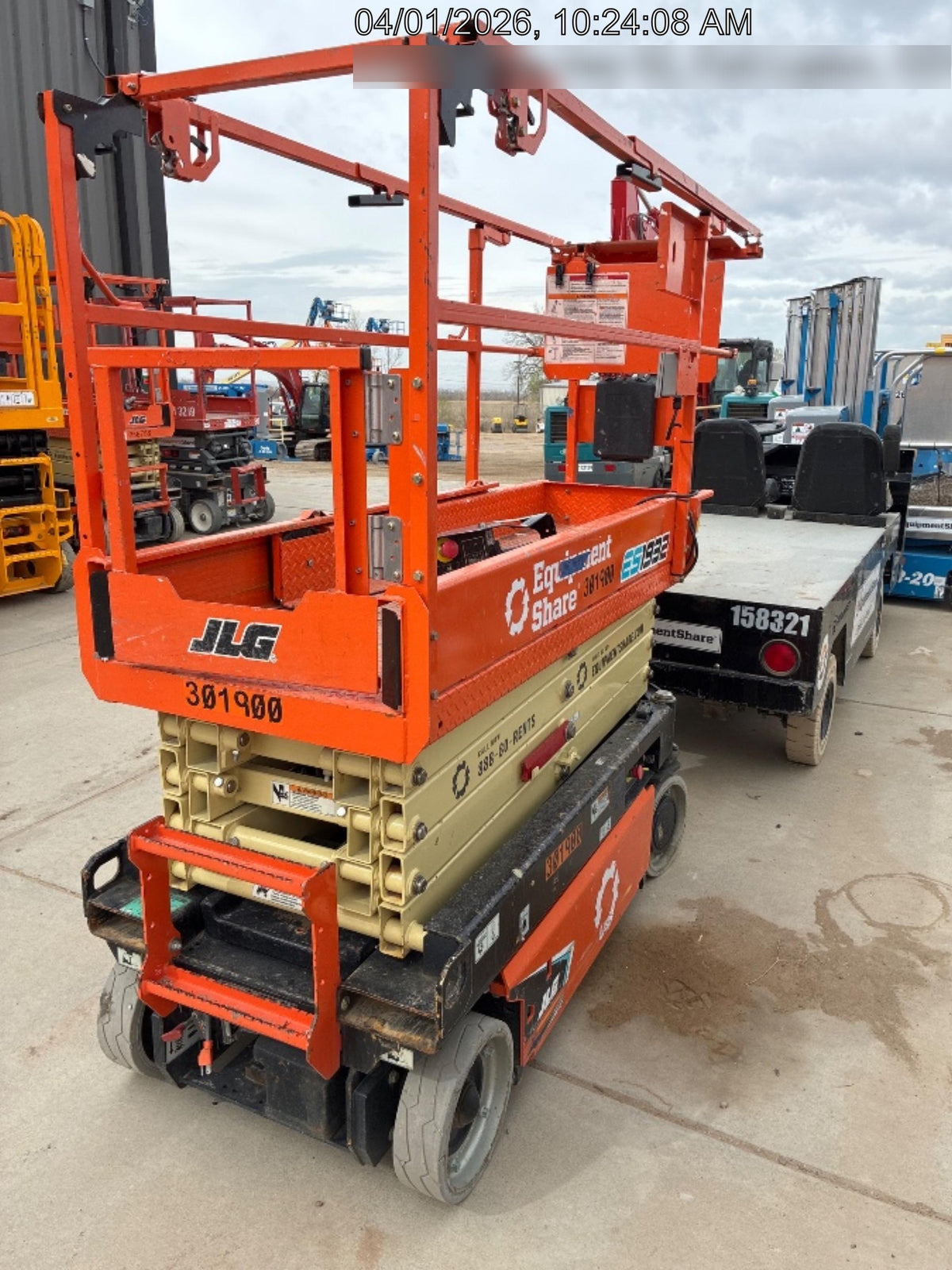 2023 JLG ES1932