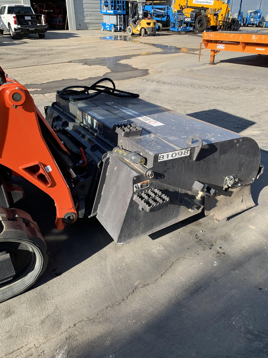 2020 PALADIN Sweepster SB72