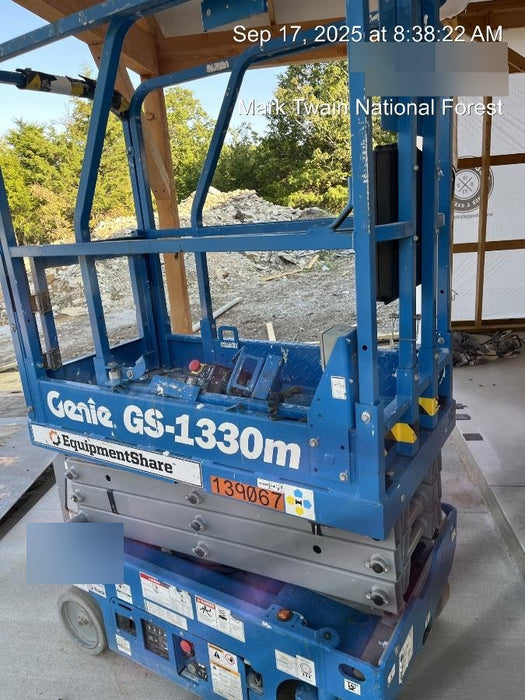 2021 GENIE GS-1330m