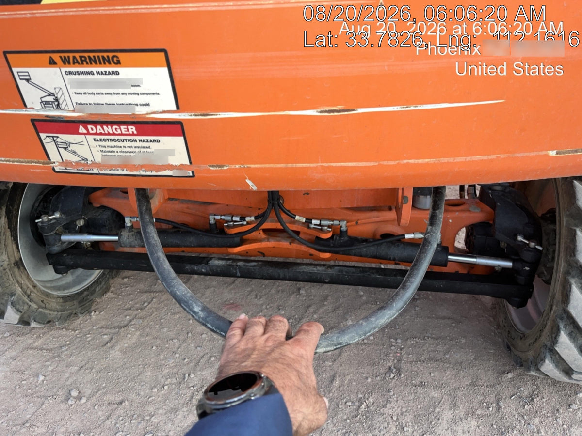 2023 JLG 660SJ